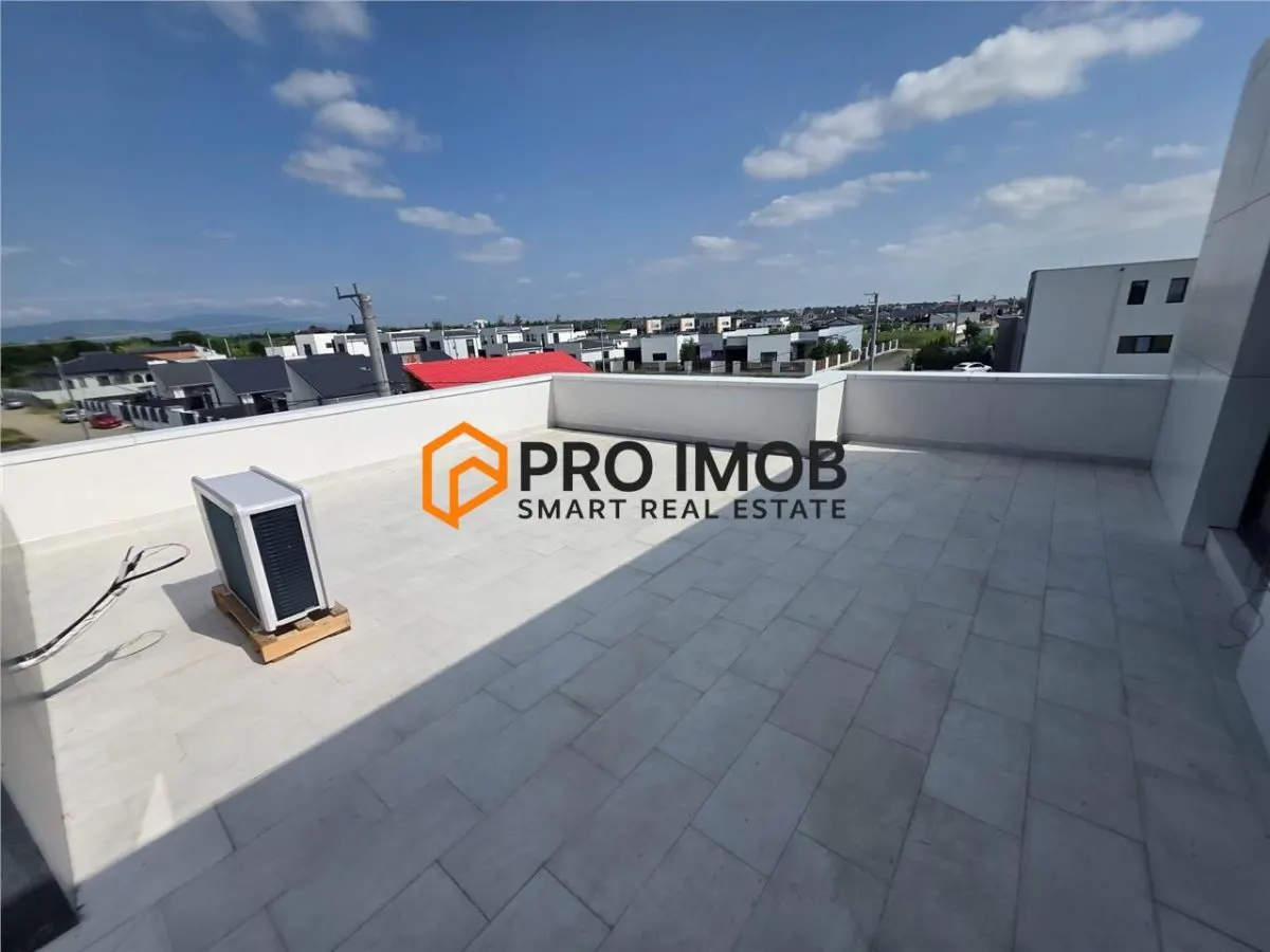 Patru unitati locative apartament tip Penthouse zona Campineanca - foto 15