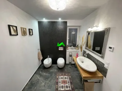 Casa individuala de vanzare 5 camere Sibiu Veterani - foto 9