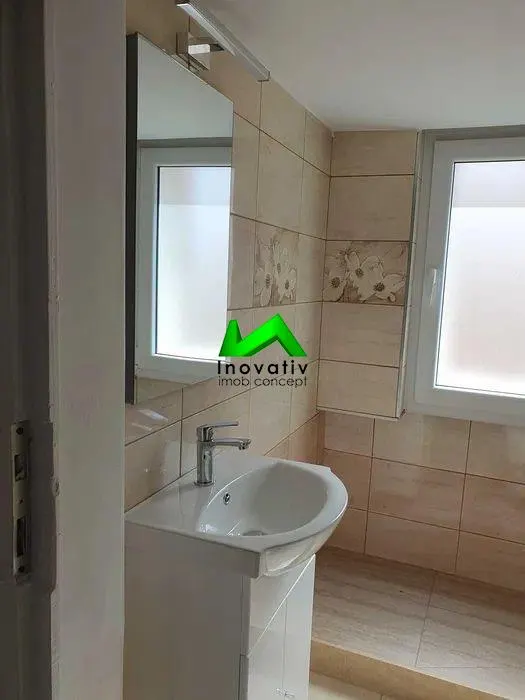 Apartament spatiu birou de inchiriat 2 camere Sibiu Ultracentral Mitropoliei - foto 5