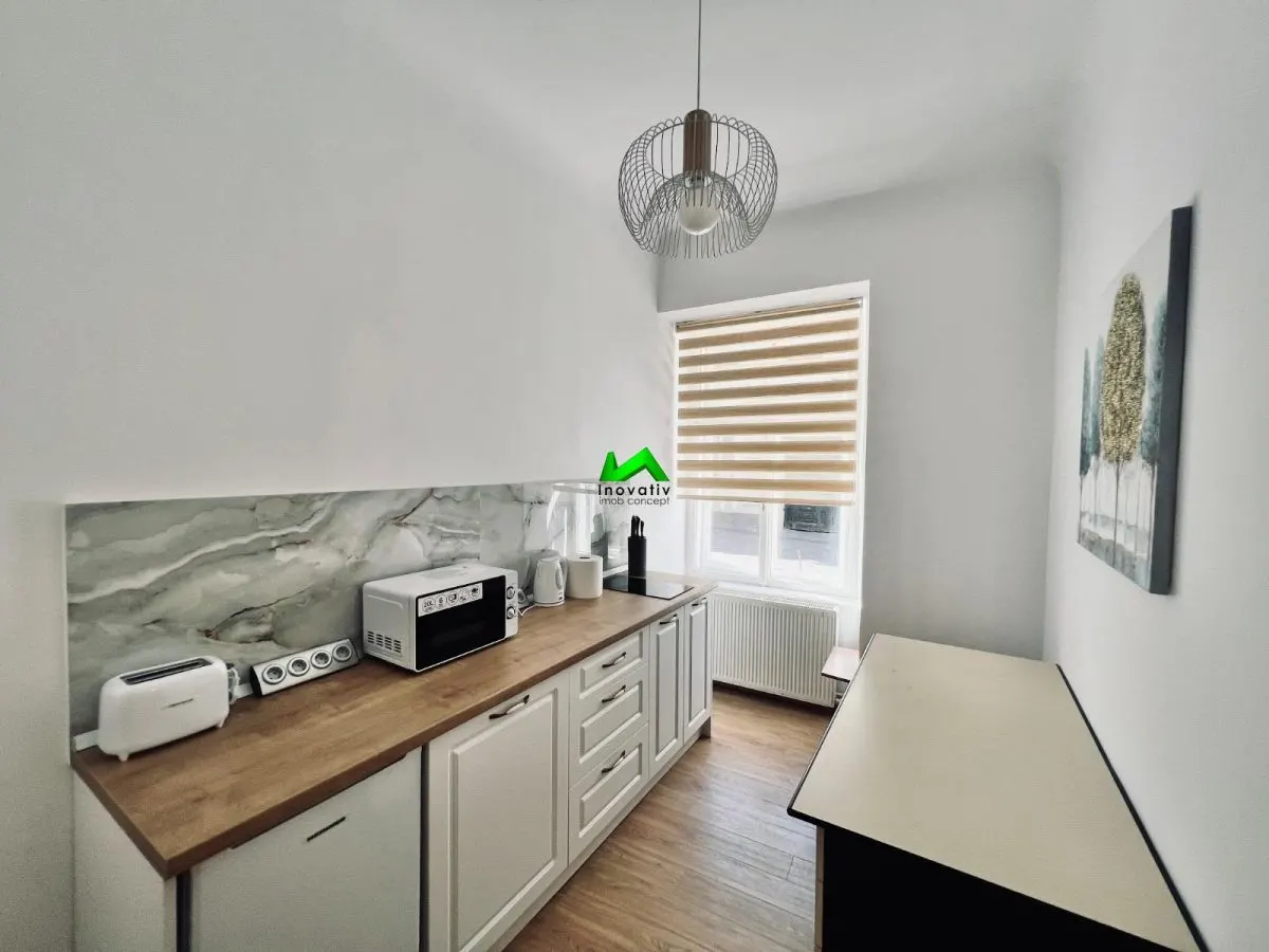 Apartament de vanzare 3 camere Sibiu Ultracentral Mitropoliei - foto 4