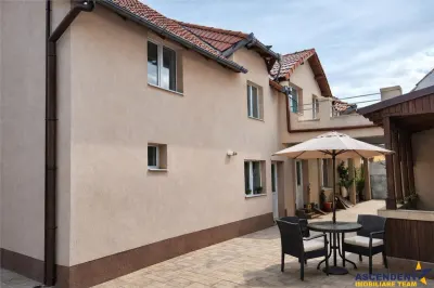 Casa stil sasesc cu garsoniera, garaj, curte, gradina, Bod, Brasov - Brasov