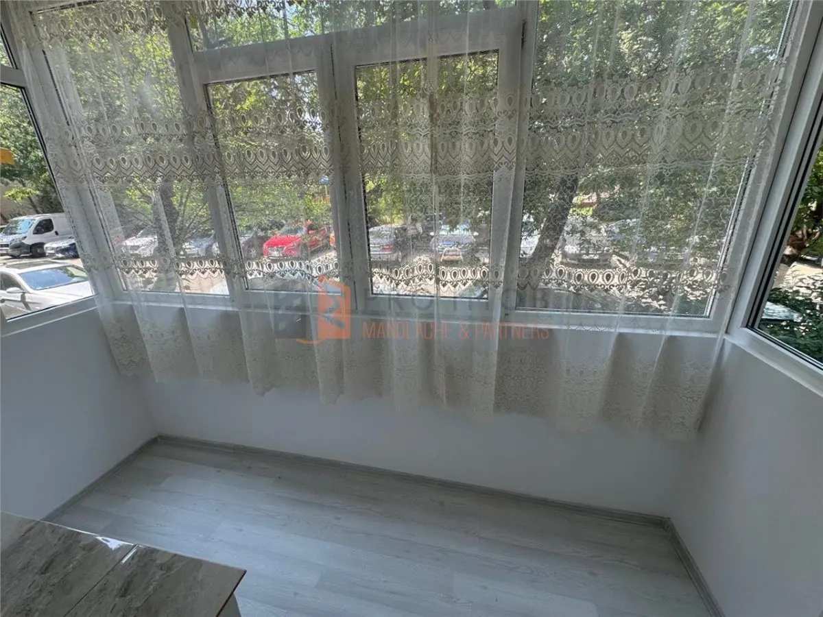 Apartament 2 camere cf 1 semidecomandat zona Balcescu - foto 9