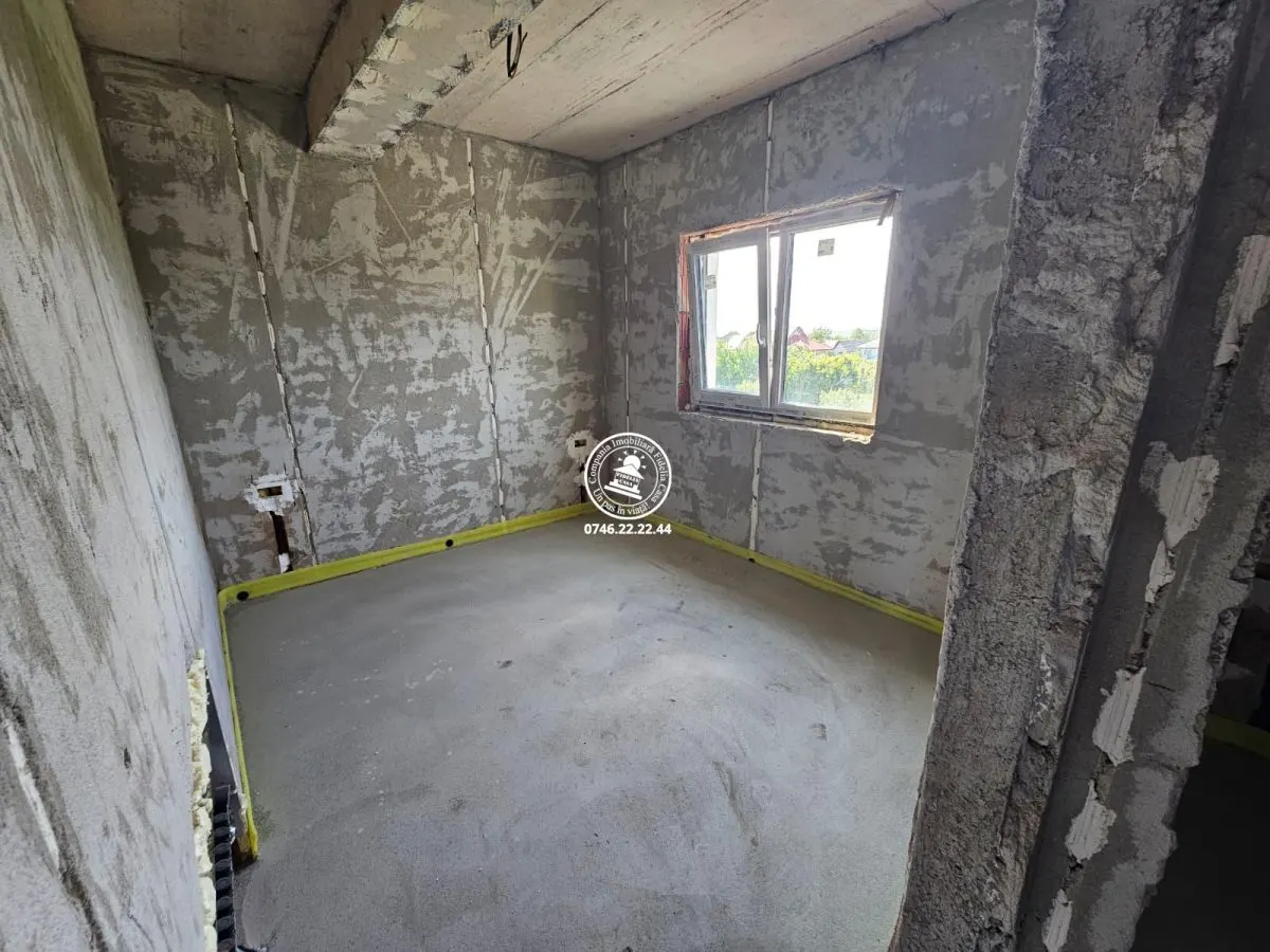 Case insiruite , 4 camere , P+1E - central in Valea Lupului - foto 7