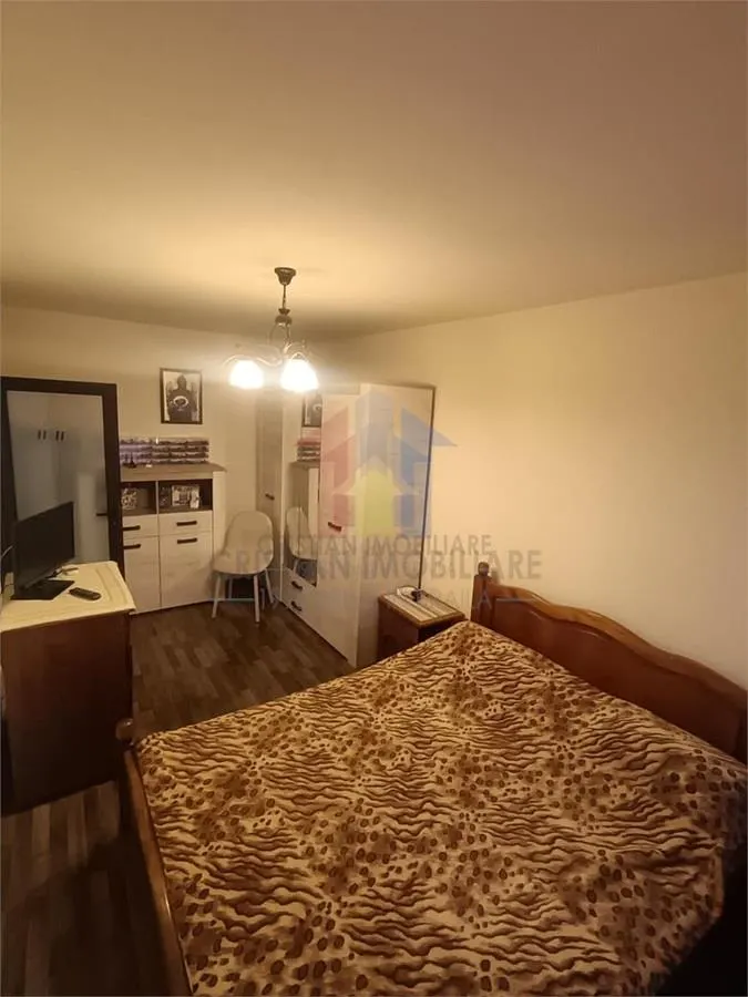 SPATIOS! Apartament 3 Camere, ETAJ 2, zona Garii - foto 7