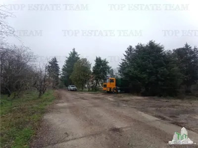 Super afacere pentru investitori compusa din teren intravilan cat vezi cu ochii plus cladiri si anexe cu istoric din perioada interbelica. - foto 24