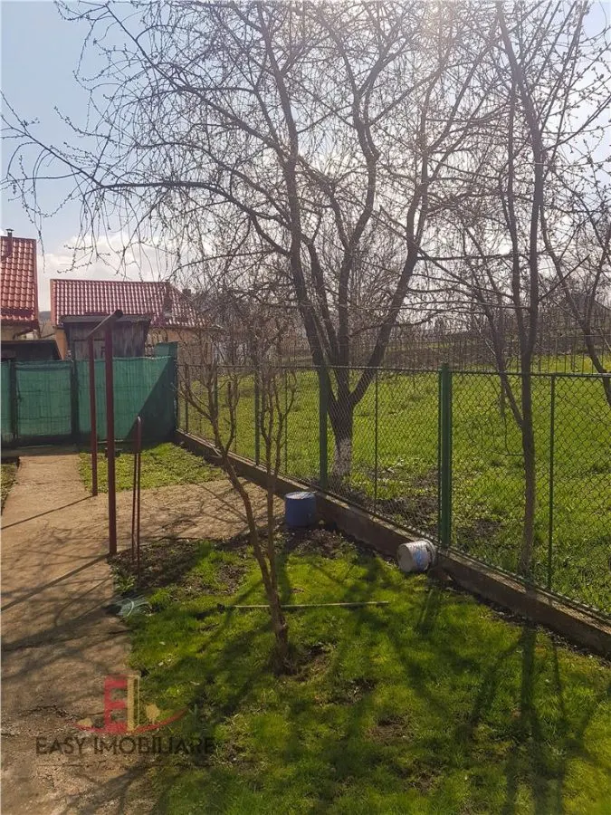Casa de vanzare, Voiniceni, 10 arii, pivnita, 2 bucatarii, spre Unirii, Mures - foto 11
