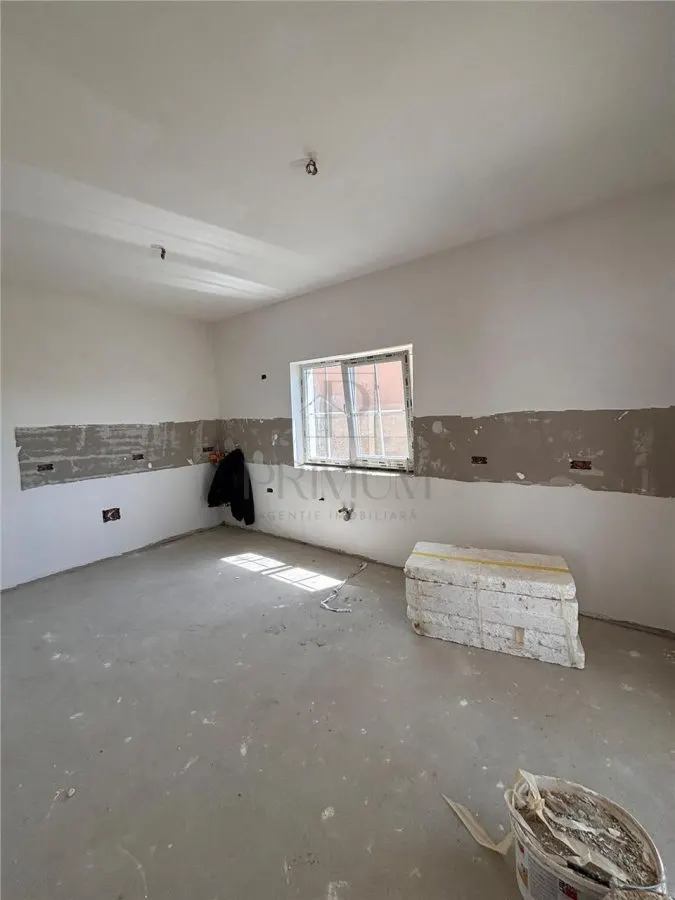 DUPLEX DESPARTIT PRIN GARAJ, MOSNITA NOUA, BUCATARIE INCHISA - foto 5