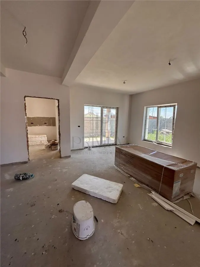 DUPLEX DESPARTIT PRIN GARAJ, MOSNITA NOUA, BUCATARIE INCHISA - foto 8