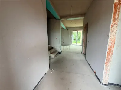 Moșnița Nouă, Duplex cu 5 camere, 120 mp utili, Finisaje la alegere,  Teren 250 mp - foto 3
