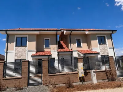 DUPLEX DESPARTIT PRIN C.T, MOSNITA NOUA, 4 CAMERE - Mosnita Noua