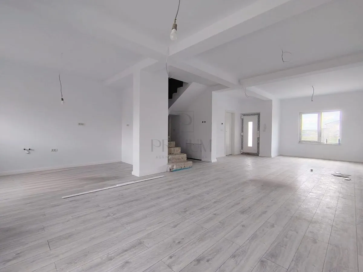 DUPLEX DESPARTIT PRIN C.T, MOSNITA NOUA, 4 CAMERE - foto 5