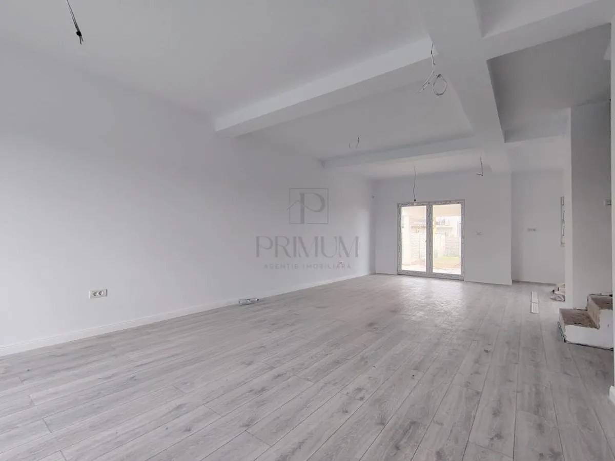 DUPLEX DESPARTIT PRIN C.T, MOSNITA NOUA, 4 CAMERE - foto 6