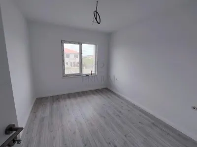 DUPLEX DESPARTIT PRIN C.T, MOSNITA NOUA, 4 CAMERE - foto 7