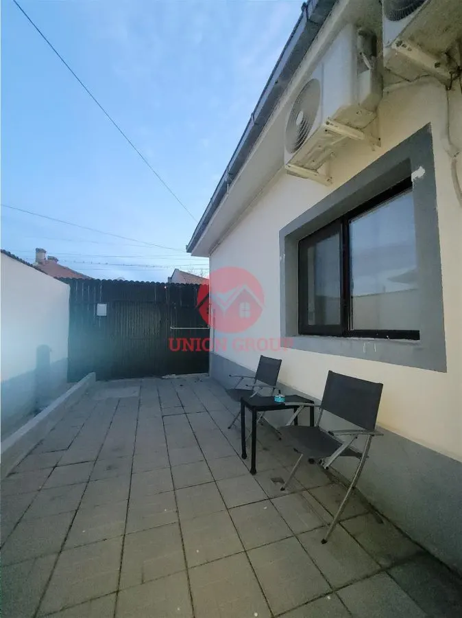 Casa Renovata si Mobilata Complet - Pozitionare Excelenta - Aproape de Delfinariu si Bd Mamaia - foto 11