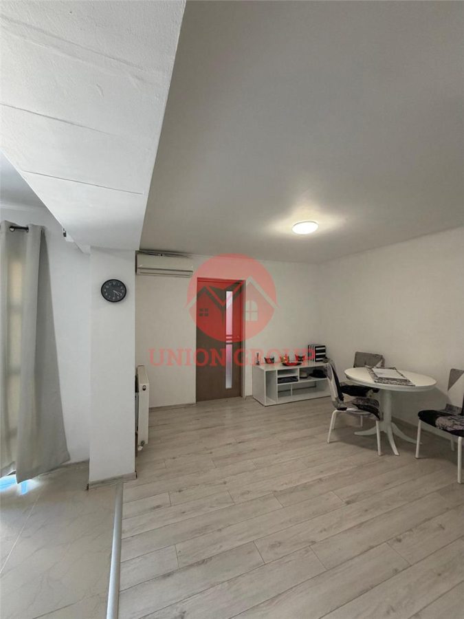 Casa Renovata si Mobilata Complet - Pozitionare Excelenta - Aproape de Delfinariu si Bd Mamaia - foto 17
