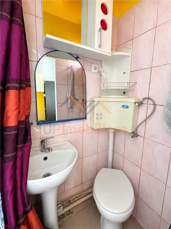 USCATORIE CU NUMAR  |   STR SPARTACUS  |   ORADEA - foto 5