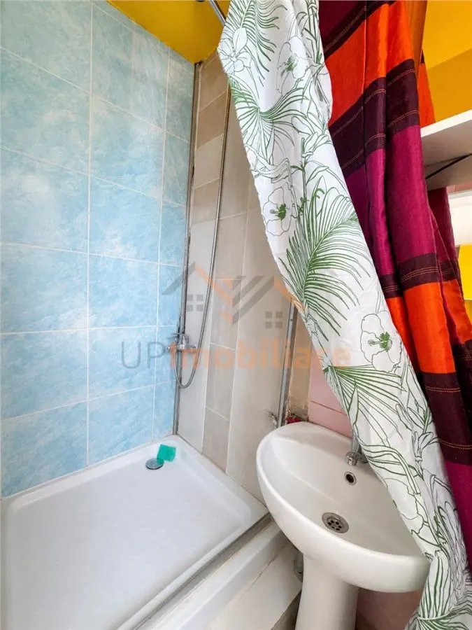 USCATORIE CU NUMAR  |   STR SPARTACUS  |   ORADEA - foto 6