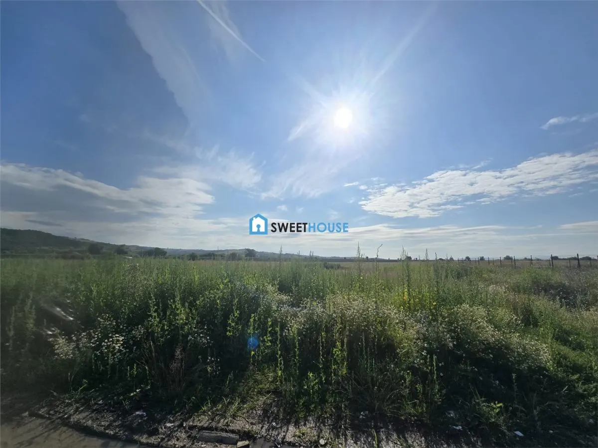 Teren cu autorizatie de construire si fundatie existenta - foto 2