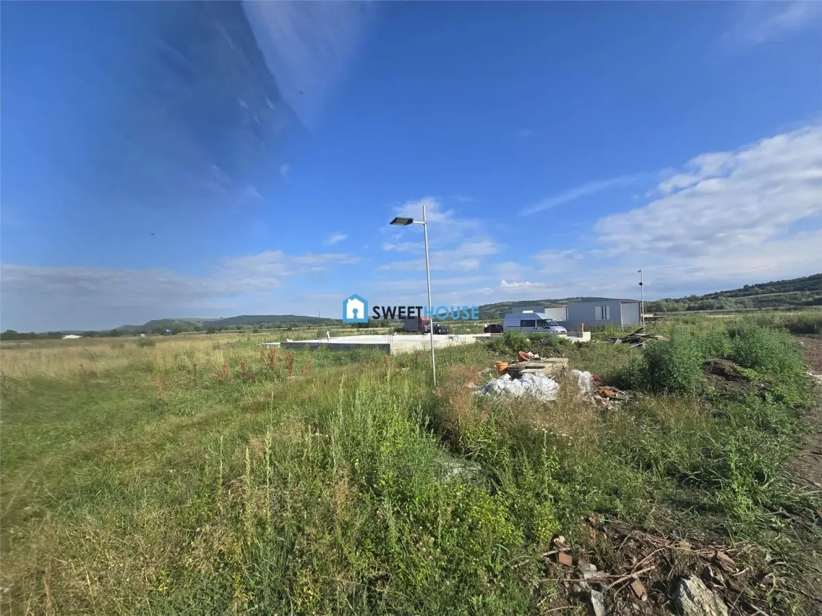 Teren cu autorizatie de construire si fundatie existenta - foto 6