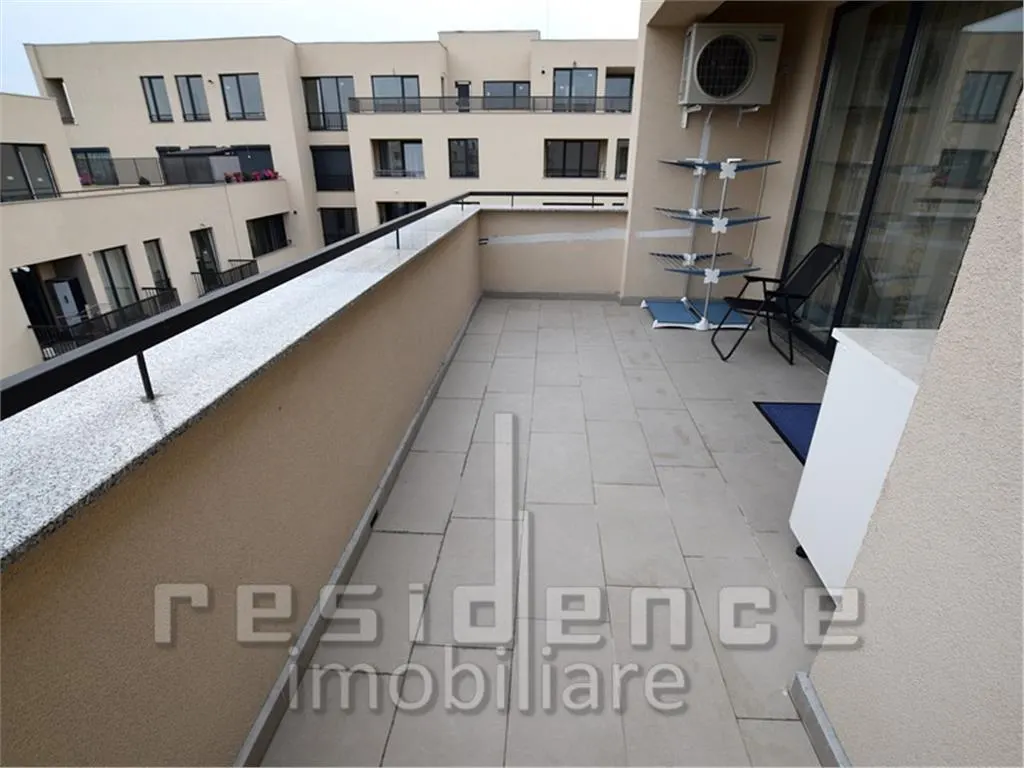 Apartament 3 camere + Terasa, Garaj - foto 12