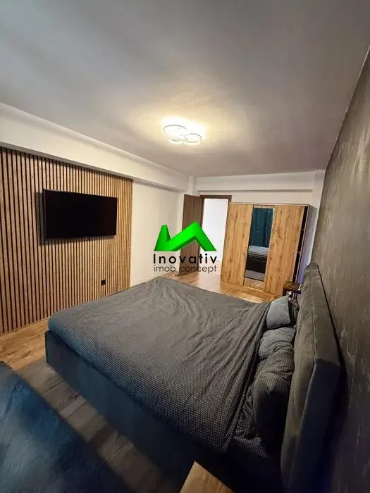 Apartament decomandat  de vanzare 3 camere Sibiu Turnisor - foto 4