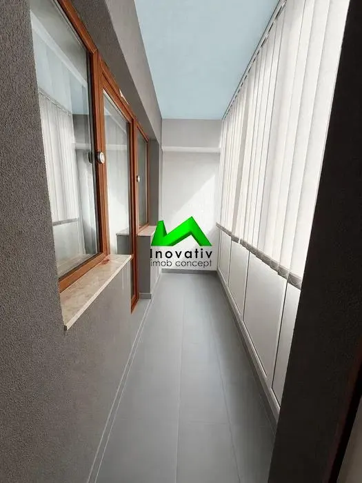 Apartament decomandat  de vanzare 3 camere Sibiu Turnisor - foto 8