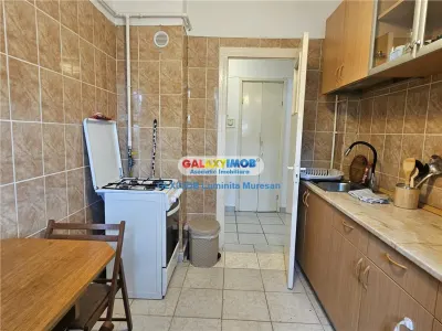 Vanzare apartament 3 camere semidecomandat Targoviste Micro 9 - foto 7