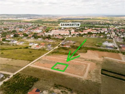 RECO Teren intravilan cu utilitati in Sinmartin - foto 9