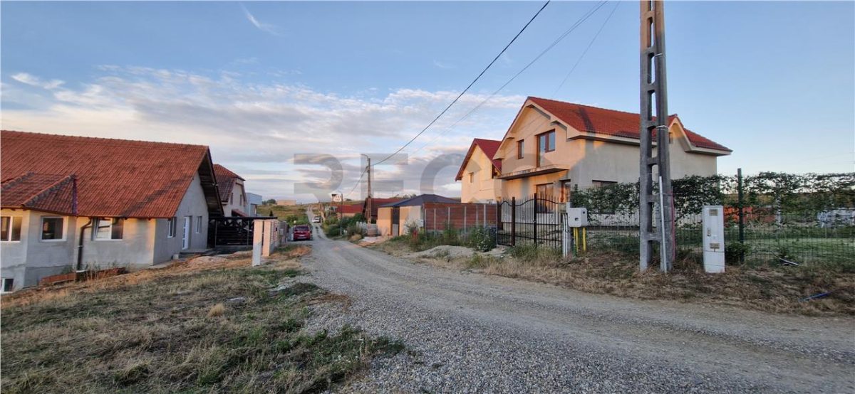 RECO Teren intravilan in Paleu cu priveliste spre Dealuri aproape de Oradea - foto 3