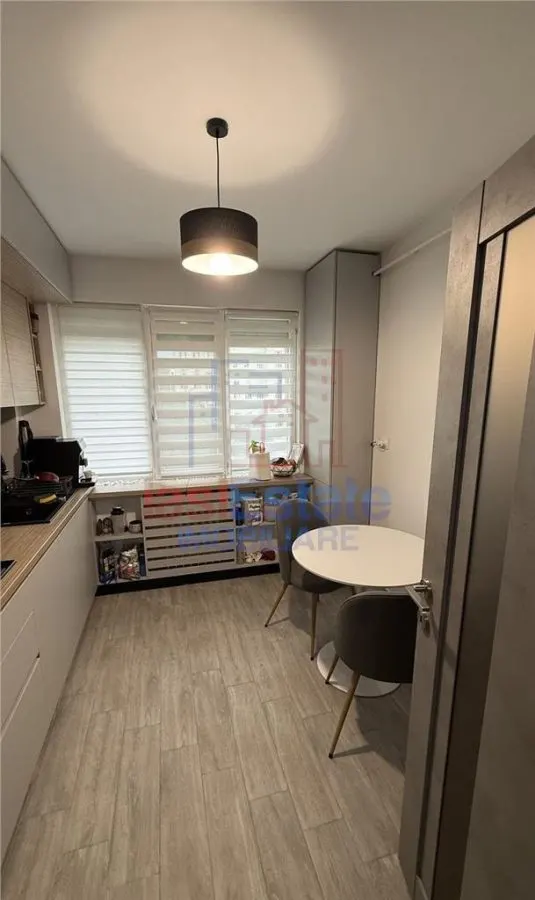 Apartament 3 camere, spatios, mobilat si utilat, zona linistita - Alexandru cel Bun - foto 5