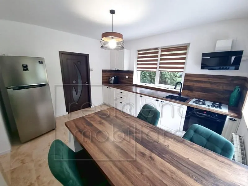 Pet friendly! Casa spatioasa cu 5 camere, Europa+2 Garaje - foto 13