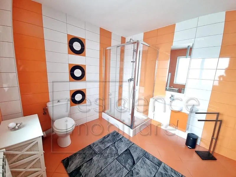 Pet friendly! Casa spatioasa cu 5 camere, Europa+2 Garaje - foto 25