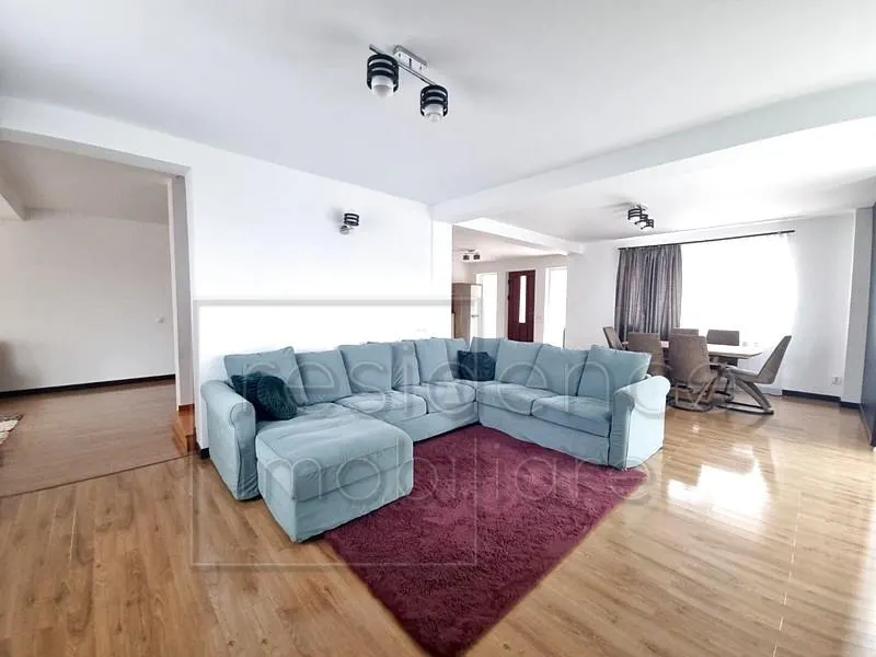 Pet friendly! Casa spatioasa cu 5 camere, Europa+2 Garaje - foto 4