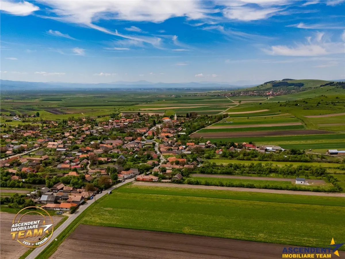 1.200mp teren si casa cu gradina inflorata, aproape de Targu Secuiesc: Belani - foto 22