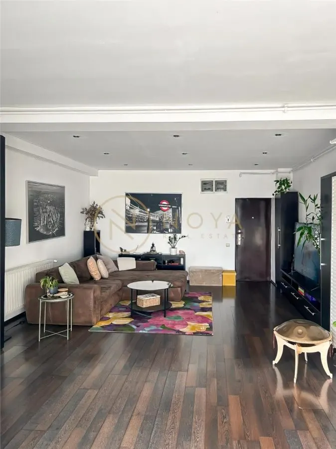 Apartament de vanzare de 3 camere in zona Pipera - foto 1