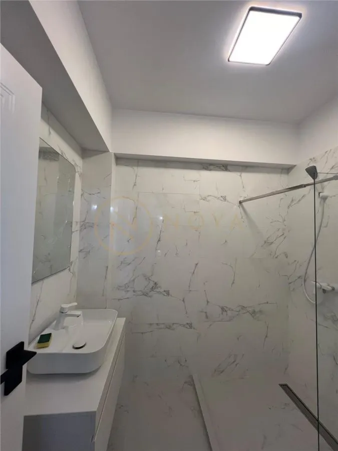 Vanzare 3 camere Cristal Nord cu parcare - foto 11