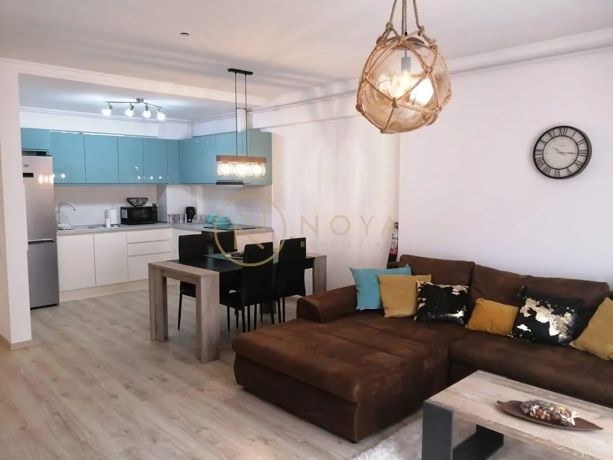 Vanzare apartament 2 camere in zona Iancu Nicolae parcare - foto 1