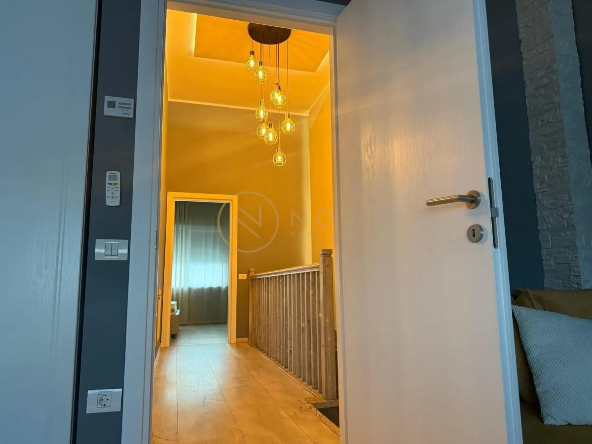 Vila 4 camere de vanzare Pipera zona Matei Millo - foto 17
