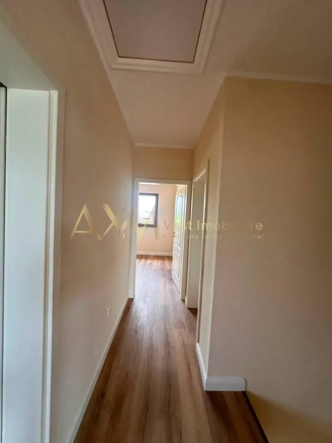 Vanzare 1/2 duplex 5 camere - foto 14