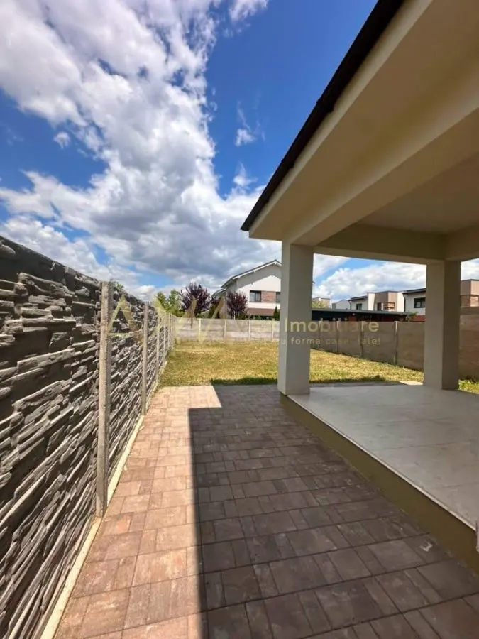 Vanzare 1/2 duplex 5 camere - foto 16