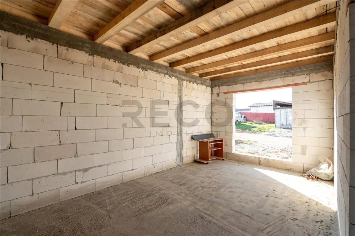 Reco, Casa la rosu Andromeda Oradea - foto 12