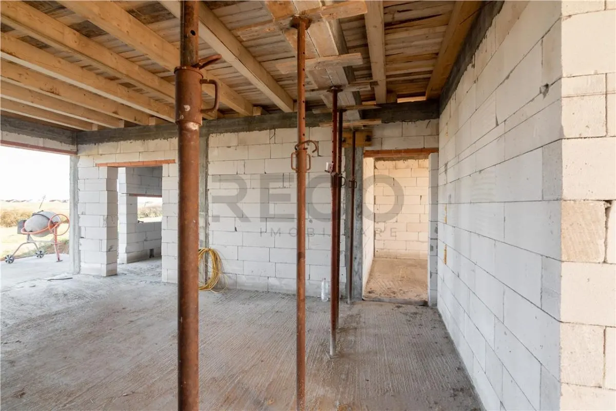 Reco, Casa la rosu Andromeda Oradea - foto 13