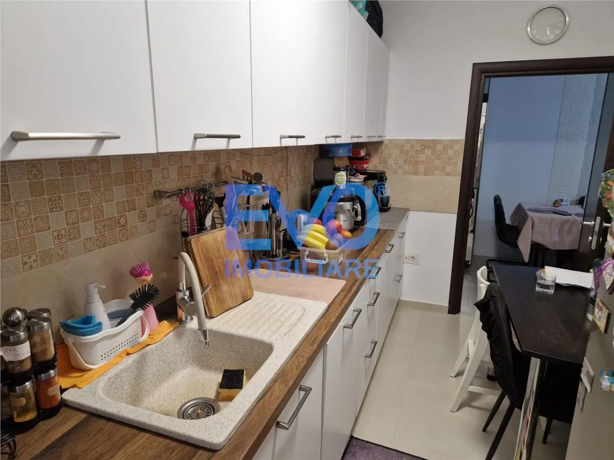 Apartament 3 camere, 75mp, boxa, loc parcare, Valea Lupului - foto 14