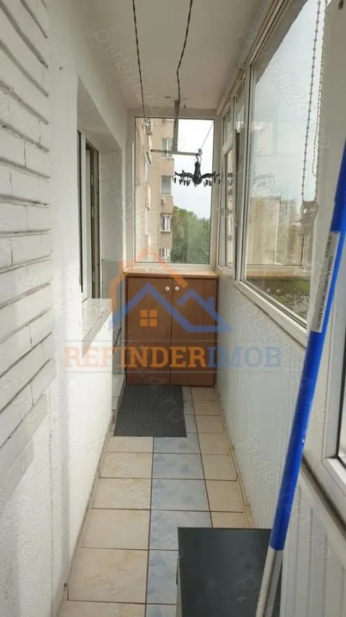 Apartament de vanzare cu 3 camere, zona Sebastian - foto 8