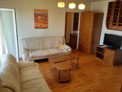 Inchiriere apartament  2 camere zona Piata Mihai Viteazul - Ploiesti