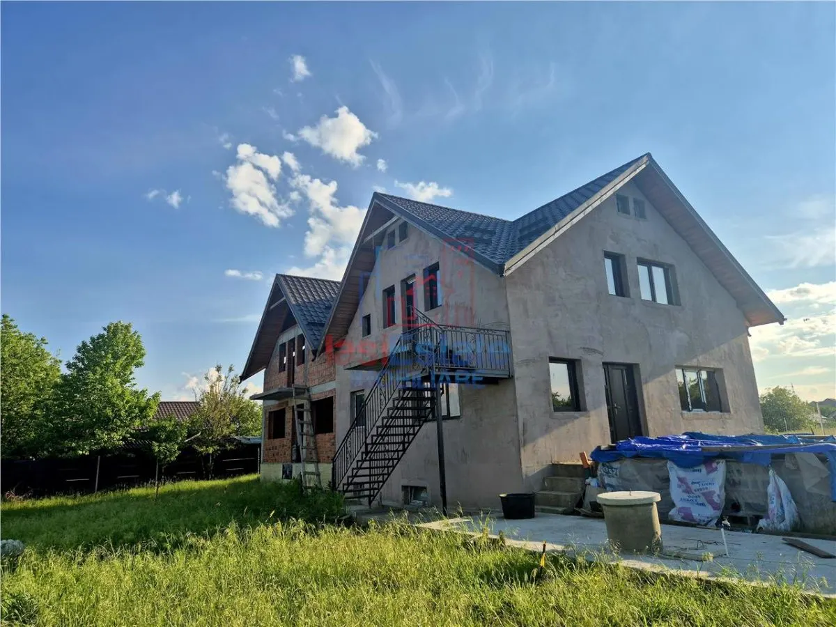 Casa individuala de vanzare in Aroneanu - foto 2