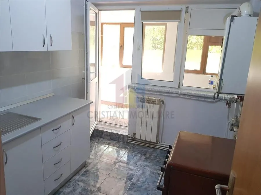 3 camere, GARII, conf 1, parter cu balcon 19 mp, liber - foto 7