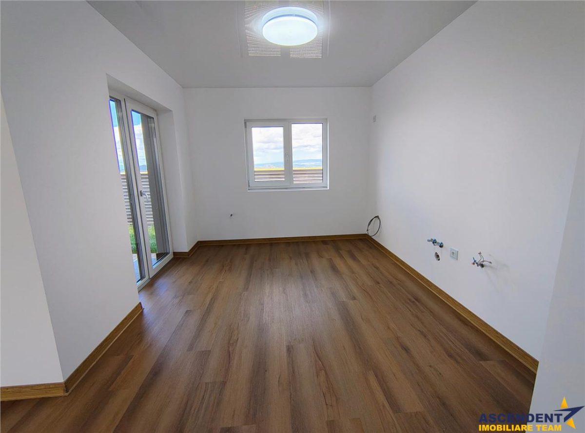 Casa noua individuala pe parter, 3 dormitoare, 2 bai, Izvor, Brasov - foto 5