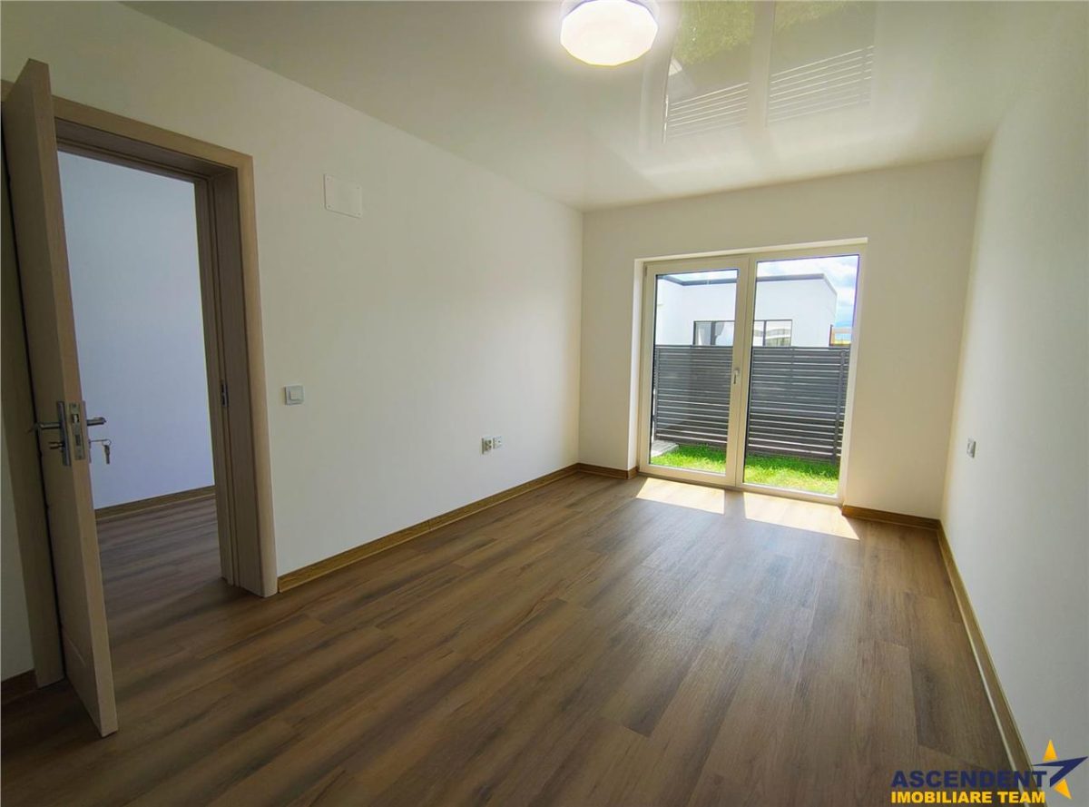 Casa noua individuala pe parter, 3 dormitoare, 2 bai, Izvor, Brasov - foto 6