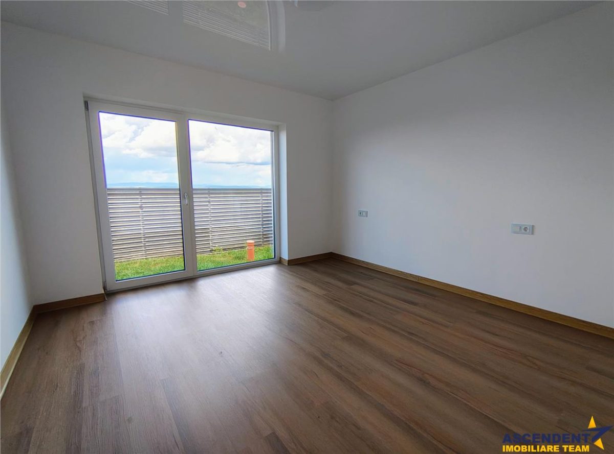 Casa noua individuala pe parter, 3 dormitoare, 2 bai, Izvor, Brasov - foto 7